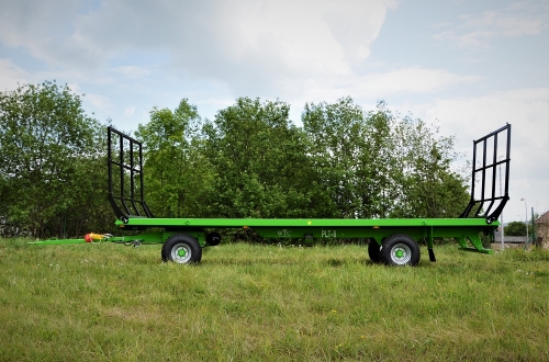 Bale transporter PLT 8