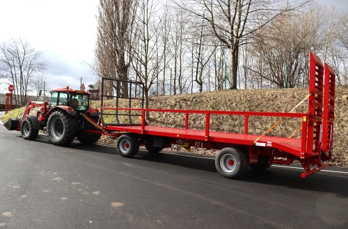 Bale transporter PLT 8