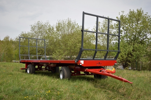 Bale transporter PLT 8